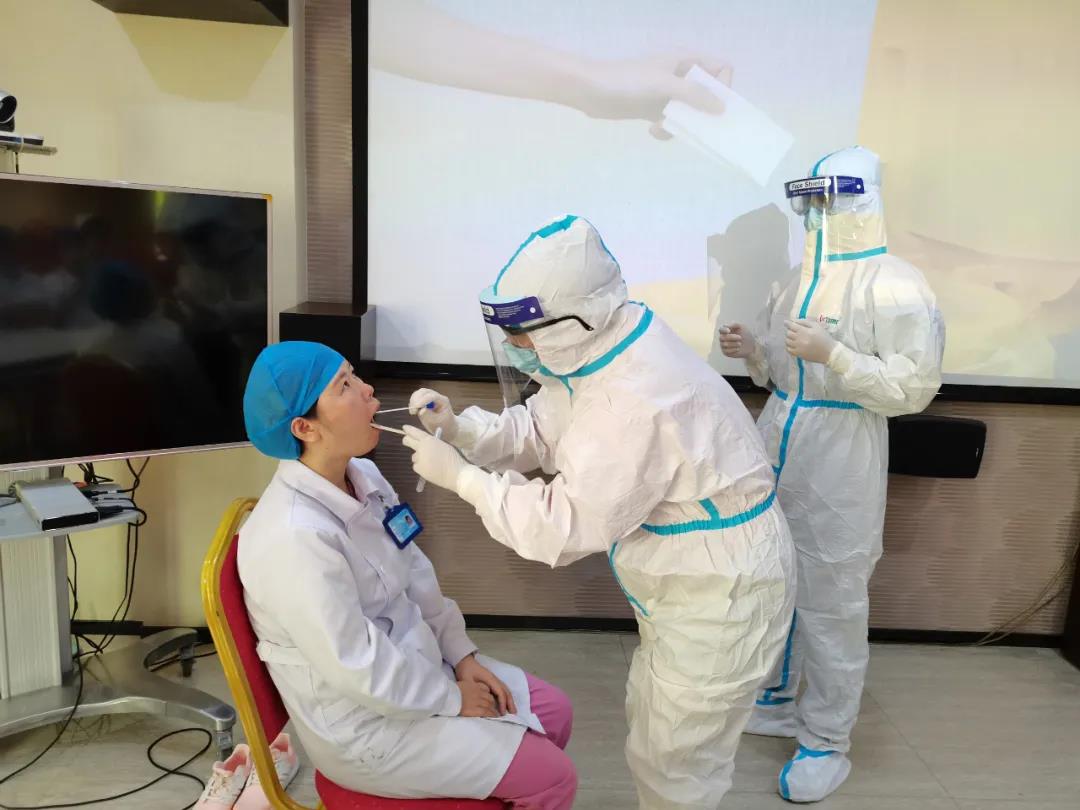 強(qiáng)基固本，人人過(guò)關(guān)——福州比華利美容醫(yī)院開(kāi)展防疫培訓(xùn)